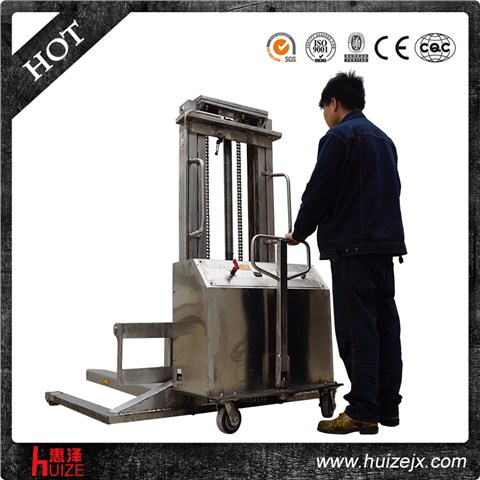 半電動(dòng)堆高車(chē)(不銹鋼寬腿) 半電動(dòng)堆高車(chē)(不銹鋼寬腿)