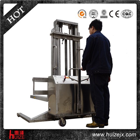 半電動(dòng)堆高車(chē)(不銹鋼寬腿) 半電動(dòng)堆高車(chē)(不銹鋼寬腿)