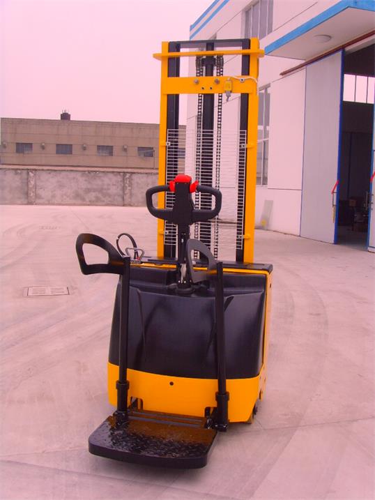 旋轉 SNV32981 旋轉 SNV32981