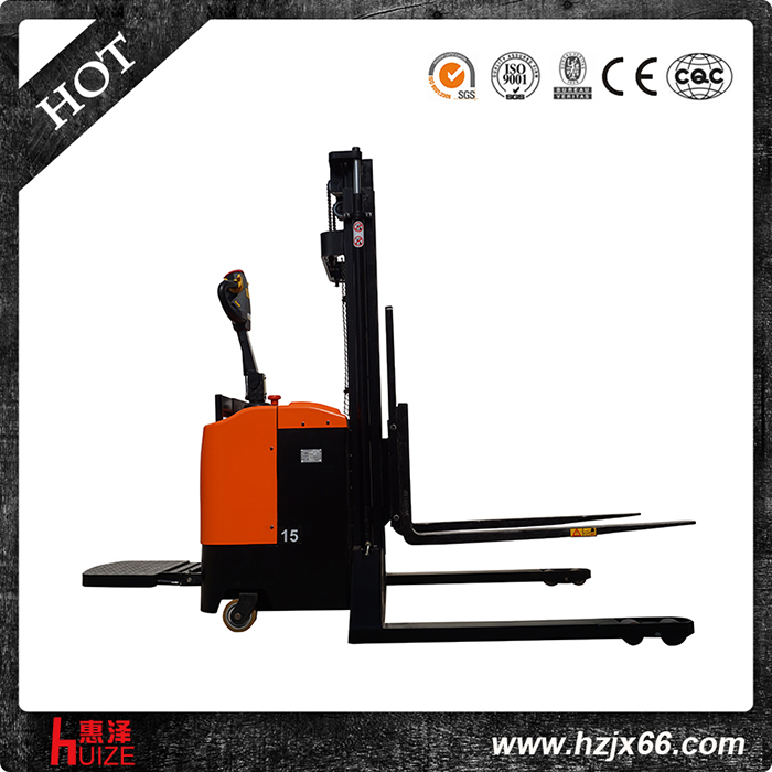 新款全電動堆高車寬底腿 (5) 新款全電動堆高車寬底腿 (5)